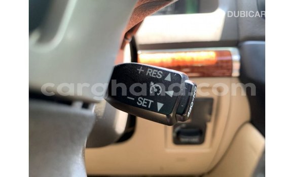 Sayi Imported Toyota Land Cruiser White Mota in Import - Dubai a Ashanti Sayi Imported Toyota Land Cruiser White Mota in Import - Dubai a Ashanti