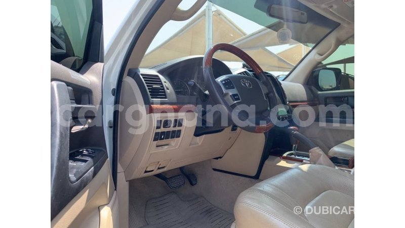 Big with watermark toyota land cruiser ashanti import dubai 49666