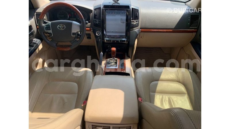 Big with watermark toyota land cruiser ashanti import dubai 49666