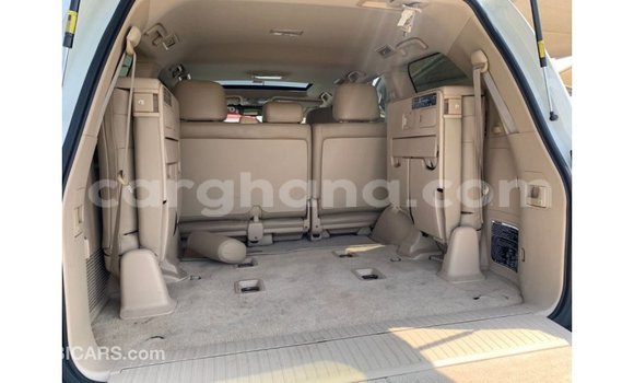 Sayi Imported Toyota Land Cruiser White Mota in Import - Dubai a Ashanti Sayi Imported Toyota Land Cruiser White Mota in Import - Dubai a Ashanti