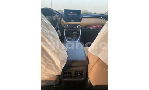 Buy Import Toyota 4Runner White Car in Import - Dubai in Ashanti Buy Import Toyota 4Runner White Car in Import - Dubai in Ashanti