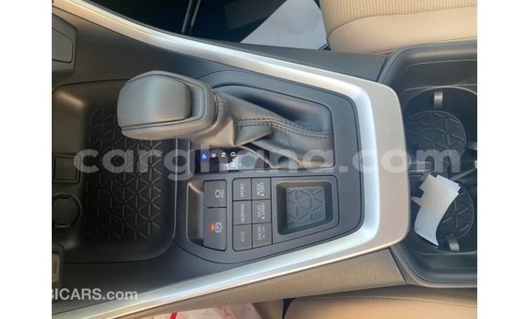 Buy Import Toyota 4Runner White Car in Import - Dubai in Ashanti Buy Import Toyota 4Runner White Car in Import - Dubai in Ashanti