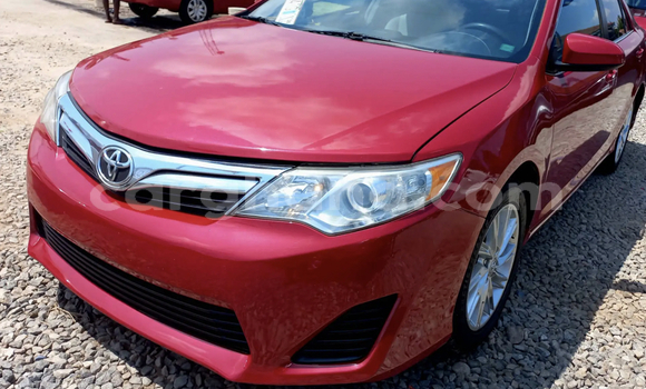 Ra Àlòkù Toyota Camry Red Ọkọ̀ in Accra ni Greater Accra Ra Àlòkù Toyota Camry Red Ọkọ̀ in Accra ni Greater Accra