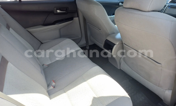 Ra Àlòkù Toyota Camry Red Ọkọ̀ in Accra ni Greater Accra Ra Àlòkù Toyota Camry Red Ọkọ̀ in Accra ni Greater Accra