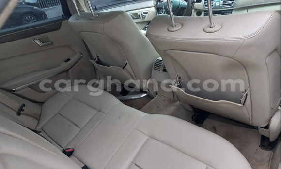 Buy Used Mercedes‒Benz E–Class White Car in Accra in Greater Accra Buy Used Mercedes‒Benz E–Class White Car in Accra in Greater Accra