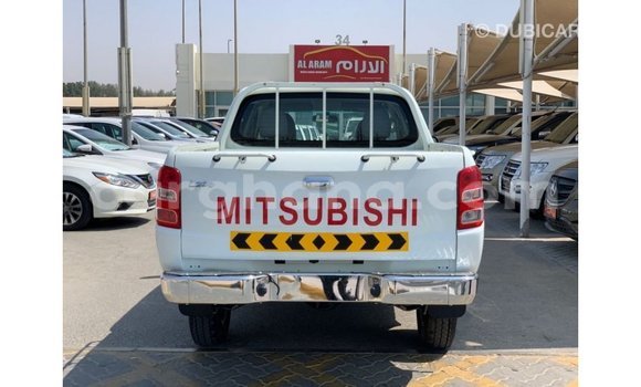 Ra Imported Mitsubishi L200 funfun Ọkọ̀ in Import - Dubai ni Ashanti Ra Imported Mitsubishi L200 funfun Ọkọ̀ in Import - Dubai ni Ashanti