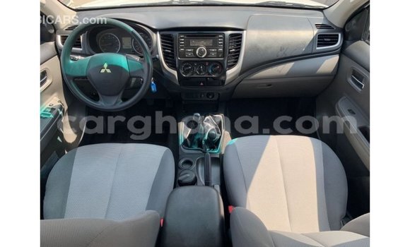 Ra Imported Mitsubishi L200 funfun Ọkọ̀ in Import - Dubai ni Ashanti Ra Imported Mitsubishi L200 funfun Ọkọ̀ in Import - Dubai ni Ashanti