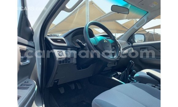 Ra Imported Mitsubishi L200 funfun Ọkọ̀ in Import - Dubai ni Ashanti Ra Imported Mitsubishi L200 funfun Ọkọ̀ in Import - Dubai ni Ashanti