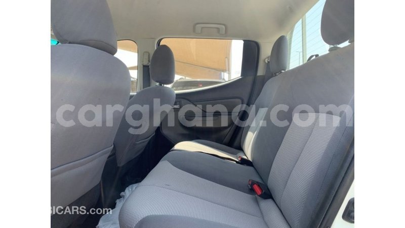 Big with watermark mitsubishi l200 ashanti import dubai 49709