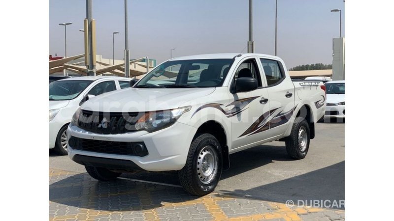 Big with watermark mitsubishi l200 ashanti import dubai 49710