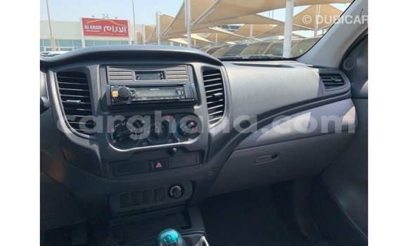 Ra Imported Mitsubishi L200 funfun Ọkọ̀ in Import - Dubai ni Ashanti Ra Imported Mitsubishi L200 funfun Ọkọ̀ in Import - Dubai ni Ashanti