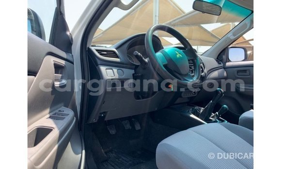 Ra Imported Mitsubishi L200 funfun Ọkọ̀ in Import - Dubai ni Ashanti Ra Imported Mitsubishi L200 funfun Ọkọ̀ in Import - Dubai ni Ashanti