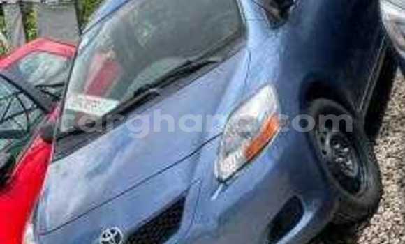 Ra Àlòkù Toyota Yaris Blue Ọkọ̀ in Accra ni Greater Accra
