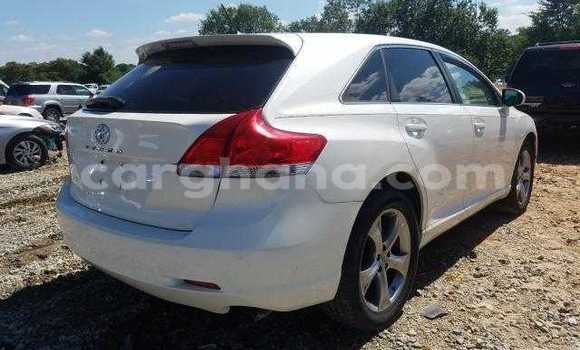 Buy Used Toyota Venza White Car in Accra in Greater Accra Buy Used Toyota Venza White Car in Accra in Greater Accra