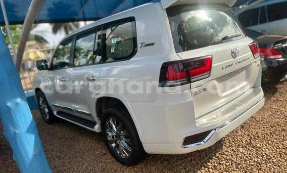 Buy New Toyota Land Cruiser White Car in Accra in Greater Accra Buy New Toyota Land Cruiser White Car in Accra in Greater Accra