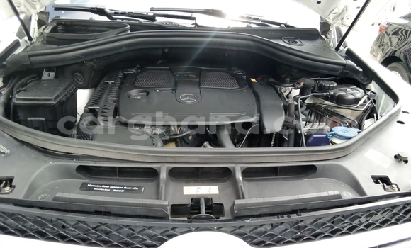 Sayi Na hannu Mercedes‒Benz GLE White Mota in Accra a Greater Accra Sayi Na hannu Mercedes‒Benz GLE White Mota in Accra a Greater Accra