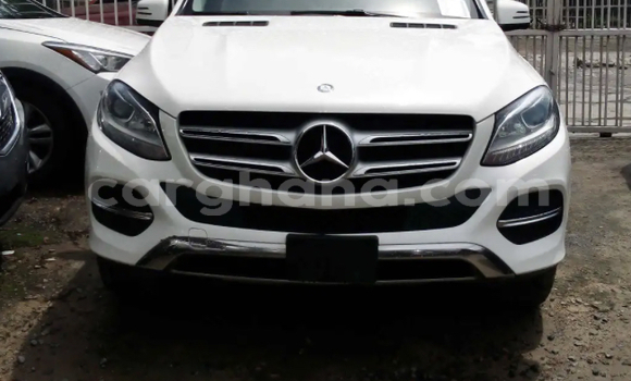 Sayi Na hannu Mercedes‒Benz GLE White Mota in Accra a Greater Accra Sayi Na hannu Mercedes‒Benz GLE White Mota in Accra a Greater Accra