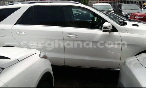 Sayi Na hannu Mercedes‒Benz GLE White Mota in Accra a Greater Accra Sayi Na hannu Mercedes‒Benz GLE White Mota in Accra a Greater Accra