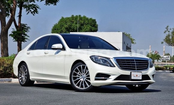 Sayi Imported Mercedes-Benz A200 White Mota in Import - Dubai a Ashanti Sayi Imported Mercedes-Benz A200 White Mota in Import - Dubai a Ashanti