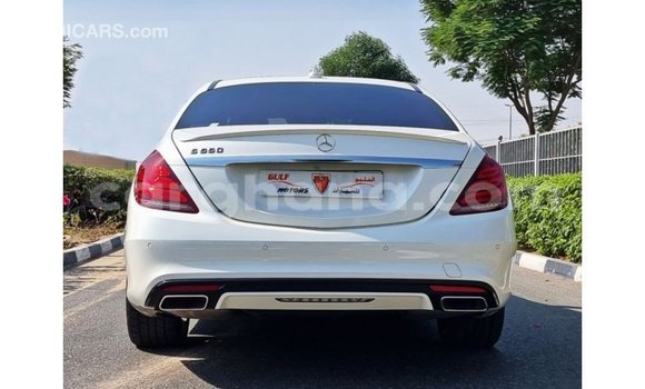 Sayi Imported Mercedes-Benz A200 White Mota in Import - Dubai a Ashanti Sayi Imported Mercedes-Benz A200 White Mota in Import - Dubai a Ashanti