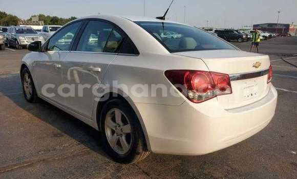 Buy Used Chevrolet Cruze White Car in Accra in Greater Accra Buy Used Chevrolet Cruze White Car in Accra in Greater Accra