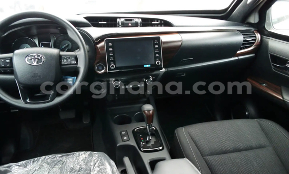 Sayi Na hannu Toyota Hilux White Mota in Accra a Greater Accra Sayi Na hannu Toyota Hilux White Mota in Accra a Greater Accra