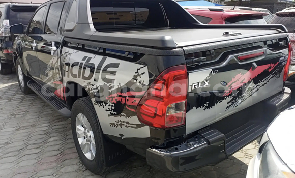 Sayi Na hannu Toyota Hilux Black Mota in Accra a Greater Accra Sayi Na hannu Toyota Hilux Black Mota in Accra a Greater Accra