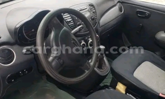 Buy Used Hyundai i10 Blue Car in Accra in Greater Accra Buy Used Hyundai i10 Blue Car in Accra in Greater Accra