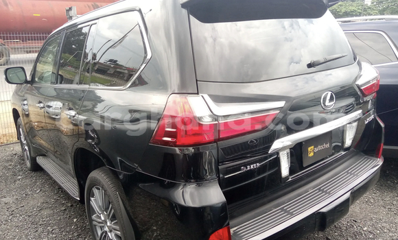 Sayi Na hannu Lexus LX 570 Black Mota in Accra a Greater Accra Sayi Na hannu Lexus LX 570 Black Mota in Accra a Greater Accra