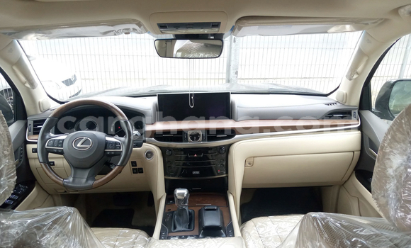 Sayi Na hannu Lexus LX 570 Black Mota in Accra a Greater Accra Sayi Na hannu Lexus LX 570 Black Mota in Accra a Greater Accra