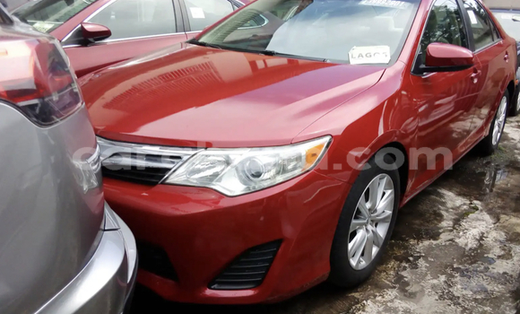 Sayi Na hannu Toyota Camry Red Mota in Accra a Greater Accra Sayi Na hannu Toyota Camry Red Mota in Accra a Greater Accra