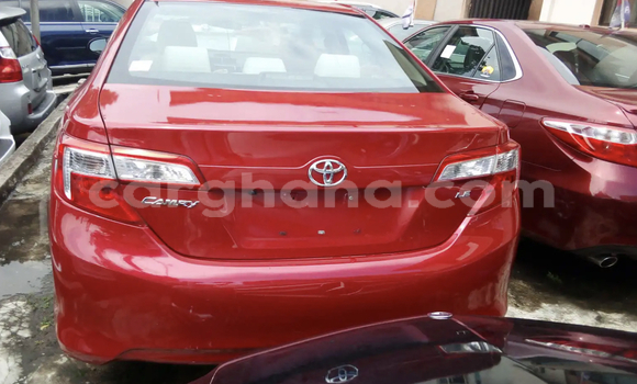 Sayi Na hannu Toyota Camry Red Mota in Accra a Greater Accra Sayi Na hannu Toyota Camry Red Mota in Accra a Greater Accra