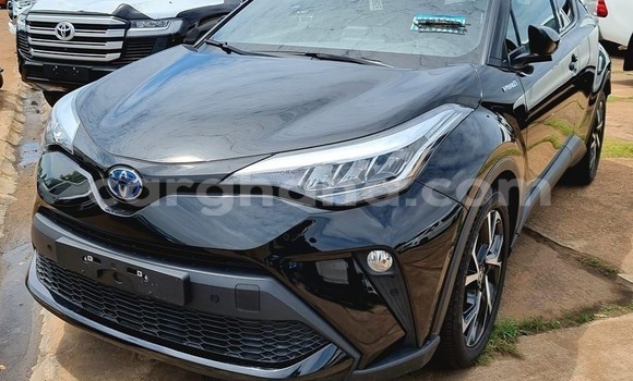 Ra Àlòkù Toyota C-HR Black Ọkọ̀ in Accra ni Greater Accra