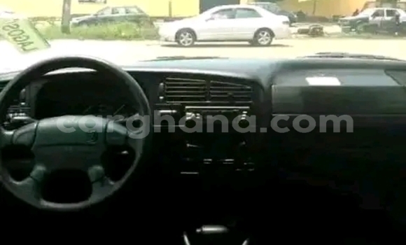 Buy Used Opel Astra Green Car in Accra in Greater Accra Buy Used Opel Astra Green Car in Accra in Greater Accra