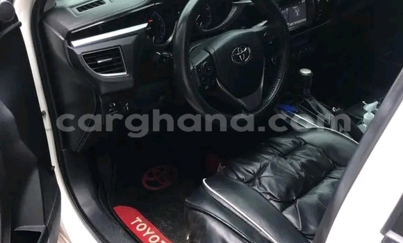 Sayi Na hannu Toyota Corolla White Mota in Accra a Greater Accra Sayi Na hannu Toyota Corolla White Mota in Accra a Greater Accra
