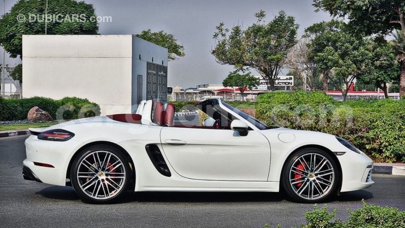 Big with watermark porsche boxster ashanti import dubai 49798