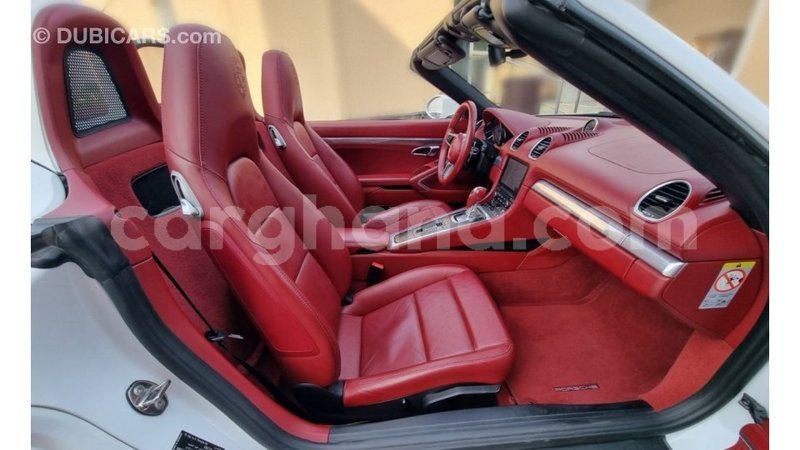 Big with watermark porsche boxster ashanti import dubai 49798