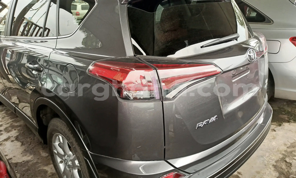 Sayi Na hannu Toyota RAV4 Sauran Mota in Accra a Greater Accra Sayi Na hannu Toyota RAV4 Sauran Mota in Accra a Greater Accra