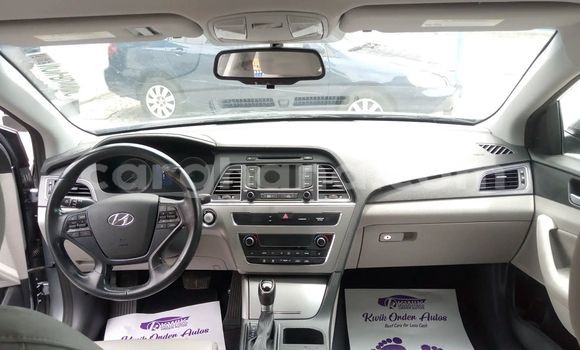 Buy Used Hyundai Sonata Silver Car in Accra in Greater Accra Buy Used Hyundai Sonata Silver Car in Accra in Greater Accra