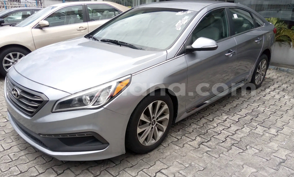 Buy Used Hyundai Sonata Silver Car in Accra in Greater Accra Buy Used Hyundai Sonata Silver Car in Accra in Greater Accra