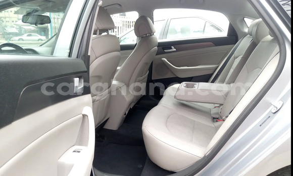 Buy Used Hyundai Sonata Silver Car in Accra in Greater Accra Buy Used Hyundai Sonata Silver Car in Accra in Greater Accra