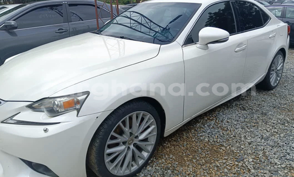 Buy Used Lexus IS White Car in Accra in Greater Accra Buy Used Lexus IS White Car in Accra in Greater Accra