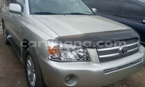 Ra Àlòkù Toyota Highlander Miiran Ọkọ̀ in Accra ni Greater Accra