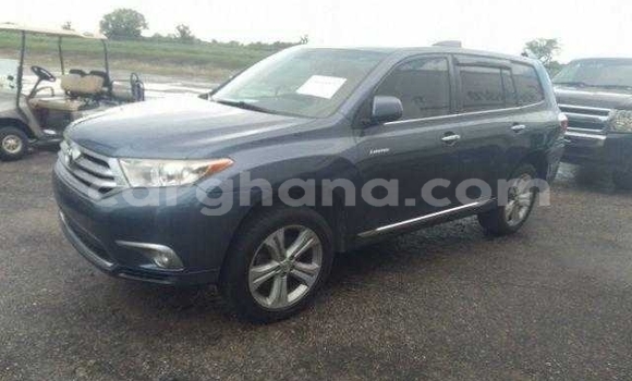 Sayi Na hannu Toyota Highlander Blue Mota in Accra a Greater Accra Sayi Na hannu Toyota Highlander Blue Mota in Accra a Greater Accra