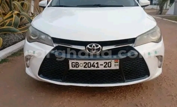 Buy Used Toyota Corolla White Car in Accra in Greater Accra Buy Used Toyota Corolla White Car in Accra in Greater Accra