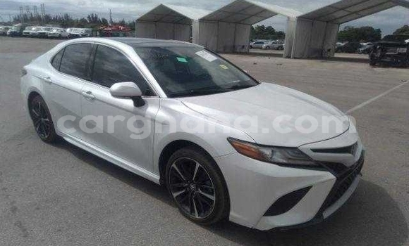 Buy Used Toyota Camry White Car in Accra in Greater Accra Buy Used Toyota Camry White Car in Accra in Greater Accra