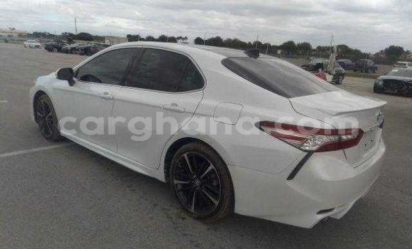 Buy Used Toyota Camry White Car in Accra in Greater Accra Buy Used Toyota Camry White Car in Accra in Greater Accra