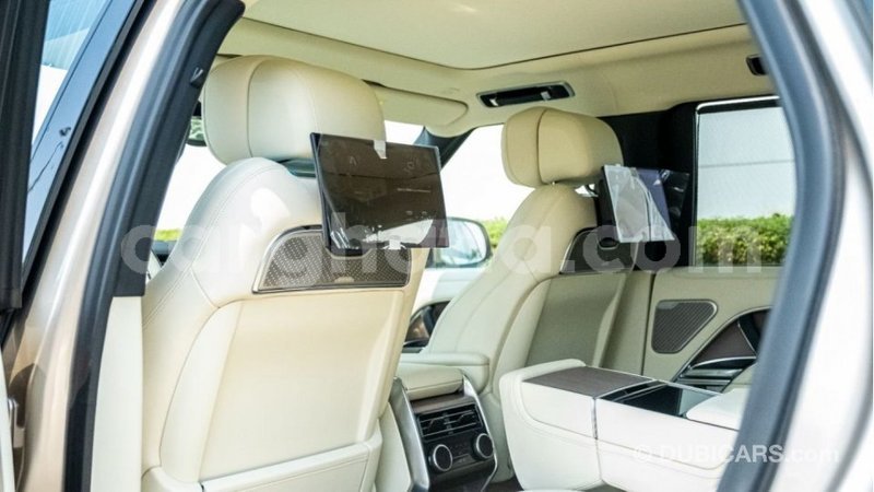 Big with watermark land rover range rover ashanti import dubai 49847