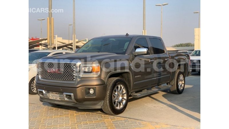 Big with watermark gmc sierra ashanti import dubai 49848