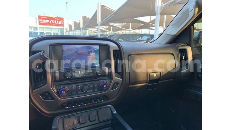 Big with watermark gmc sierra ashanti import dubai 49848